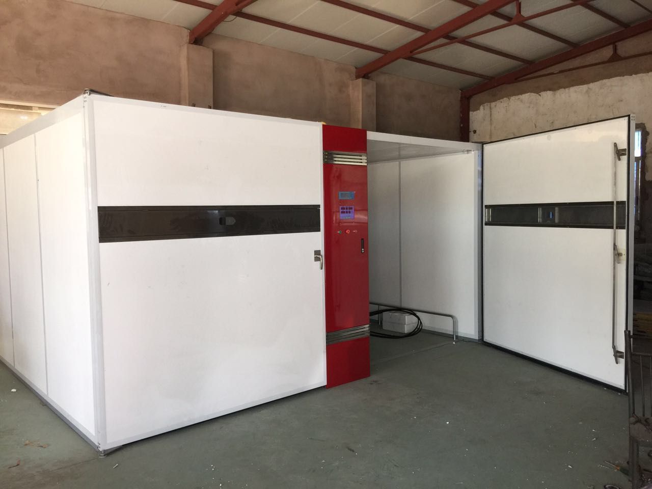 नवीनतम कंपनी ब्लॉग के बारे में उष्णकटिबंधीय जलवायु में प्रजनन दरों को बढ़ाना: ELT-57600S की CO2 और शीतलन प्रौद्योगिकी का रहस्य