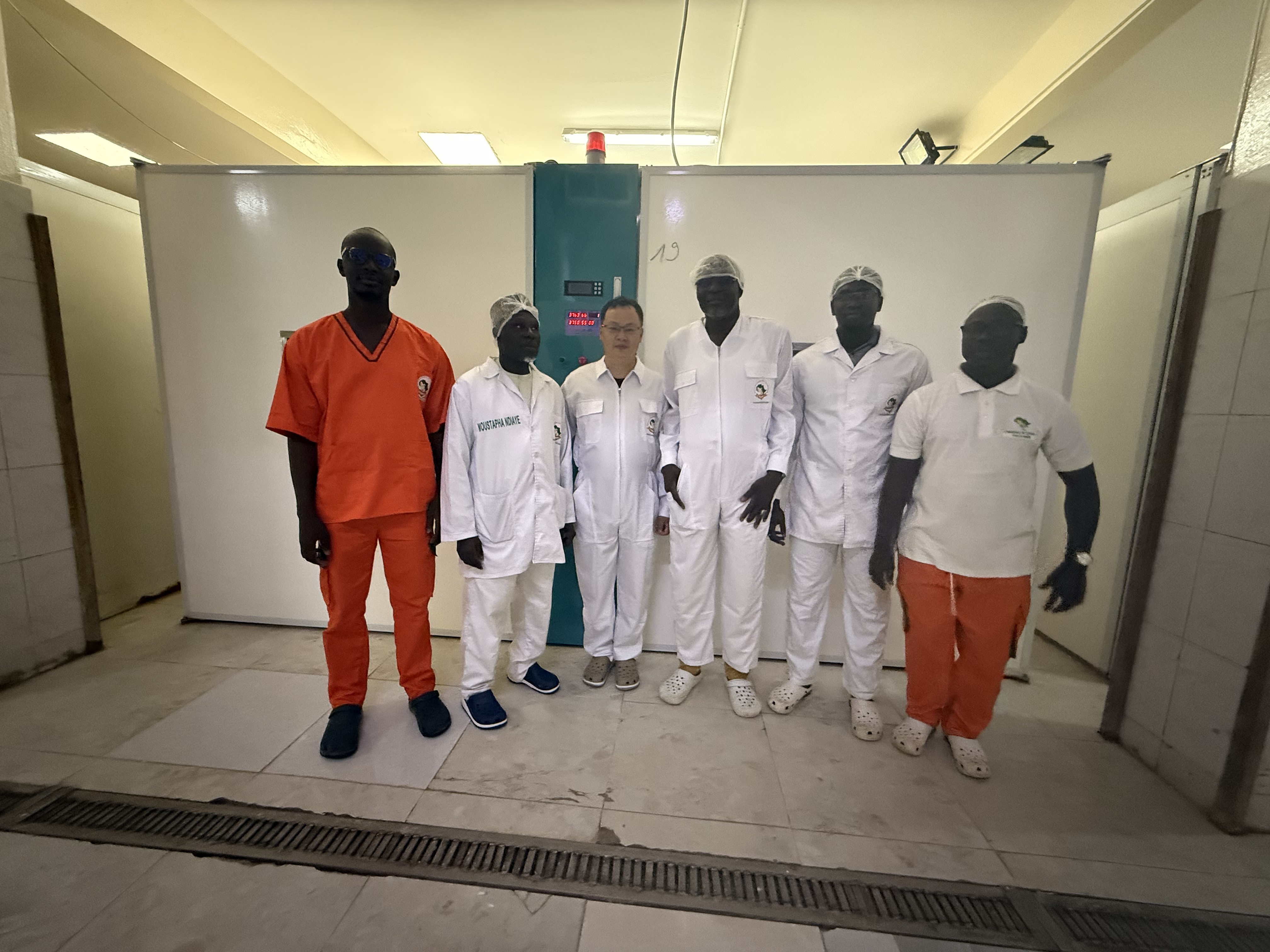 नवीनतम कंपनी ब्लॉग के बारे में वाणिज्यिक पोल्ट्री स्टार्टअप के लिए सबसे अधिक लागत प्रभावी 57,600 अंडे की क्षमता वाला एकल-चरण इनक्यूबेटर