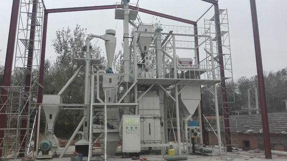 खरीदें रिंग डाई बायोमास वुड पेलेट प्रोडक्शन लाइन 180kw online manufacture